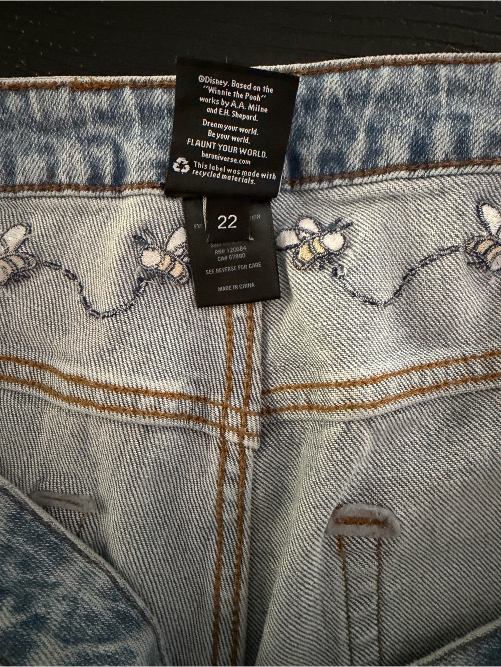 Her Universe Disney Floral Winnie the Pooh Embroidery Denim Shorts - Picture 4 of 4